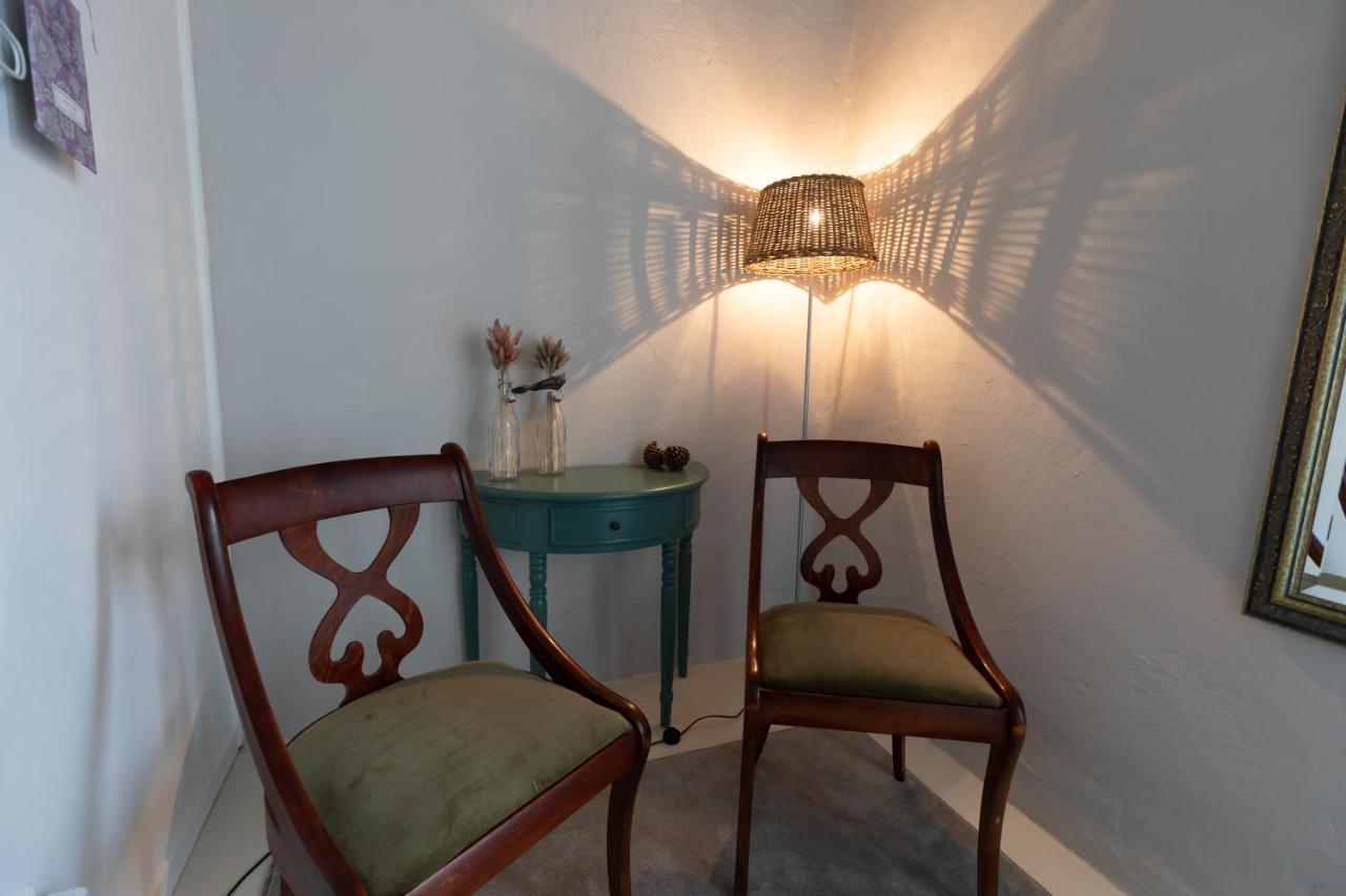 Bed and Breakfast Domaine La Pomme De Pin Louroux-de-Beaune Exterior foto